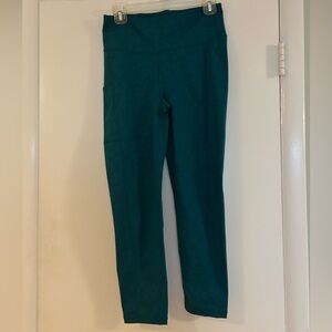 Lilly Luxletic Leggings, M